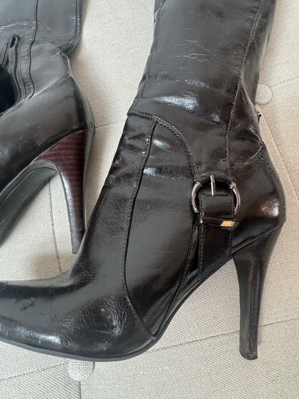 Women’s Chocolate Brown knee high leather boots size 7